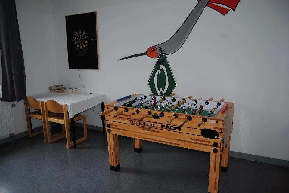 Freizeitraum der Untersuchungshaft 