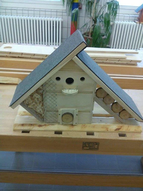 Nistkasten aus Holz