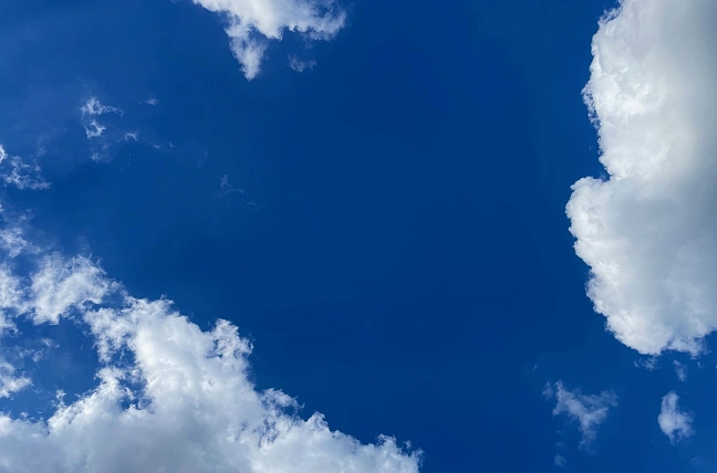 Himmel mit Wolken