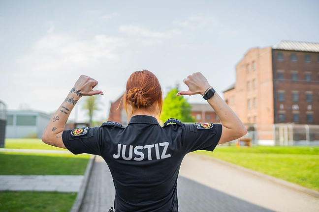 Justizvollzugsbeamtin